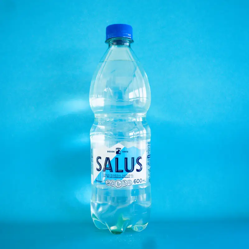 Agua con gas