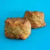 Scones de queso x2